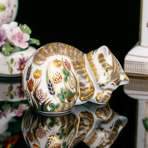 擎上閣裝飾藝術 英國製 Royal Crown Derby 可愛貓咪2001伊萬裡骨瓷歐式動物擺飾
