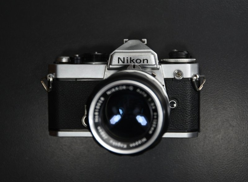 【經典古物】尼康 Nikon FE 1978年 Nikkor  135mm f3.5 底片相機 - 相機/拍立得/底片相機 - 其他金屬 