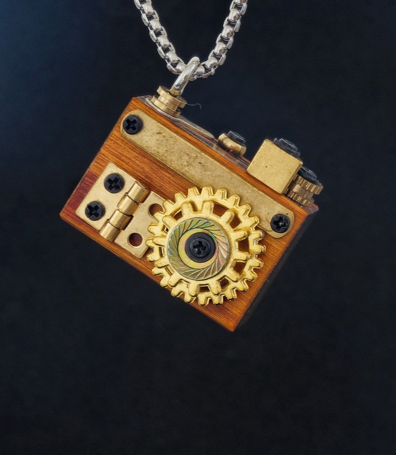 KUPACHU Robot # 305 - สร้อยคอ - ไม้ 