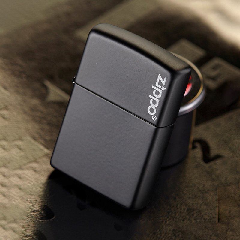 [ZIPPO official flagship store] Black matte paint windproof lighter 218ZL - อื่นๆ - ทองแดงทองเหลือง สีดำ