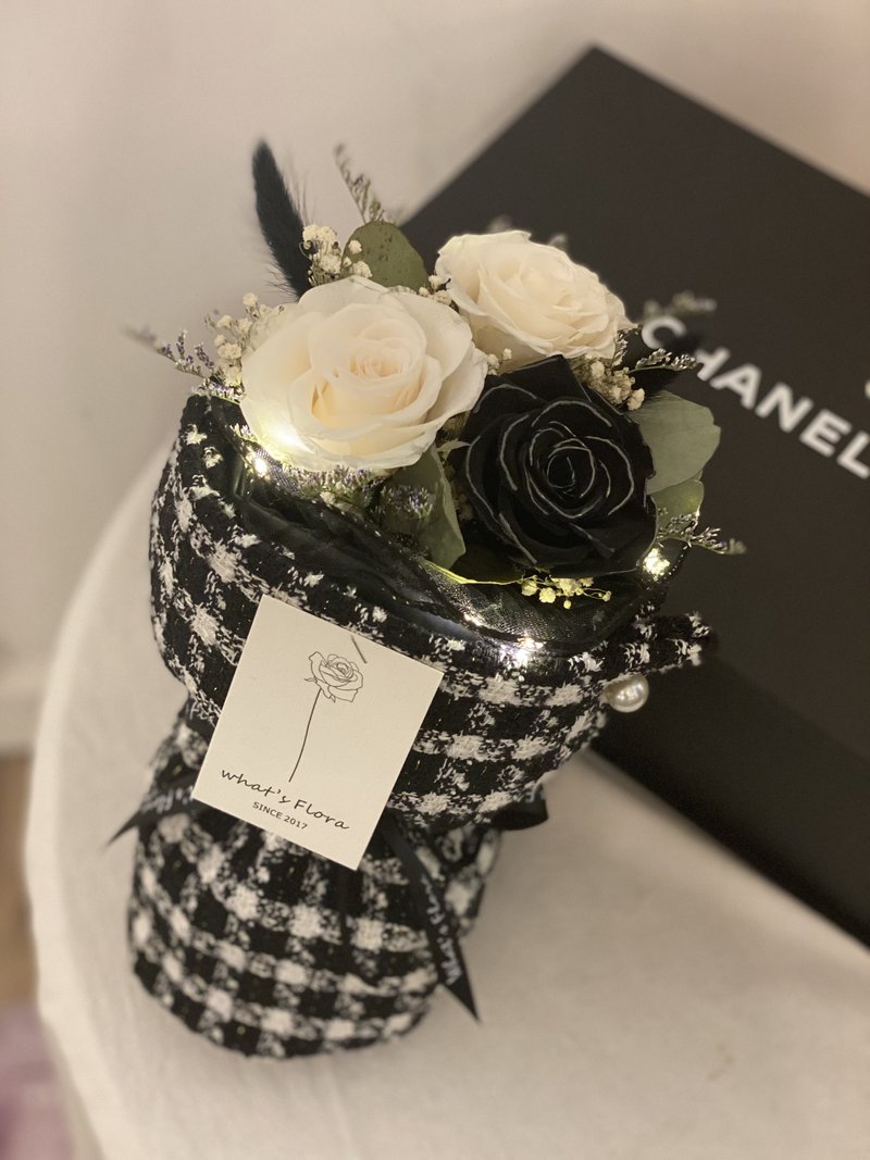 小香風 俄羅斯花束 人間香奈兒 - 擺飾/家飾品 - 植物．花 黑色
