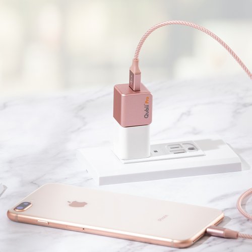 Qubii Pro（ローズゴールド） Qubii Pro ローズゴールド iPhone/iPadを充電するたび自動