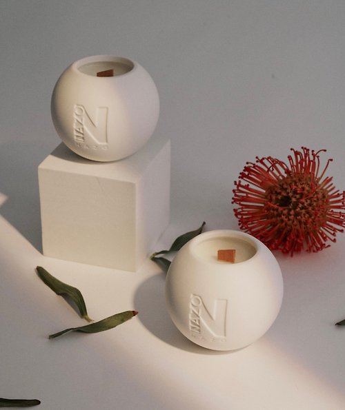 NAZO 【手工製作】香氛按摩美肌蠟燭 巴比倫花園 木質玫瑰茶調