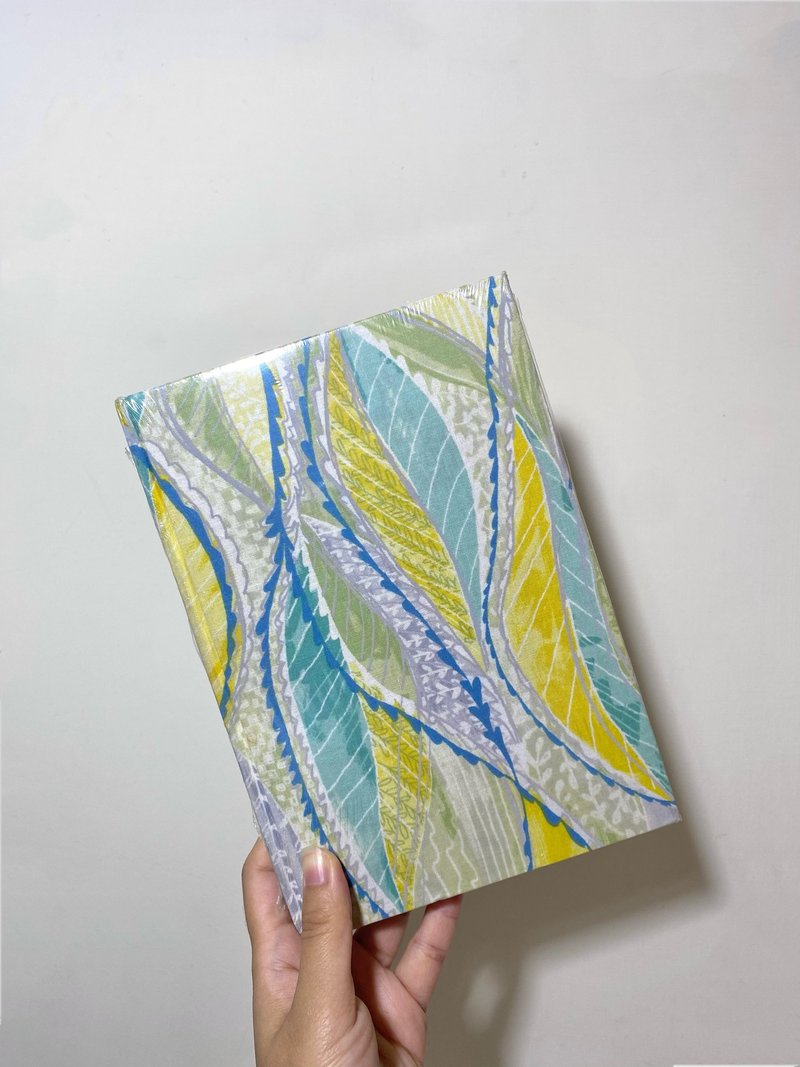 Japanese grass style A5-handbook/notebook/blank handbook, hardcover notebook, timeless handbook - สมุดบันทึก/สมุดปฏิทิน - ผ้าฝ้าย/ผ้าลินิน ขาว