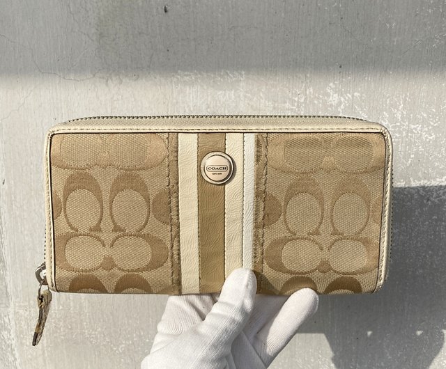 coach apricot wallet