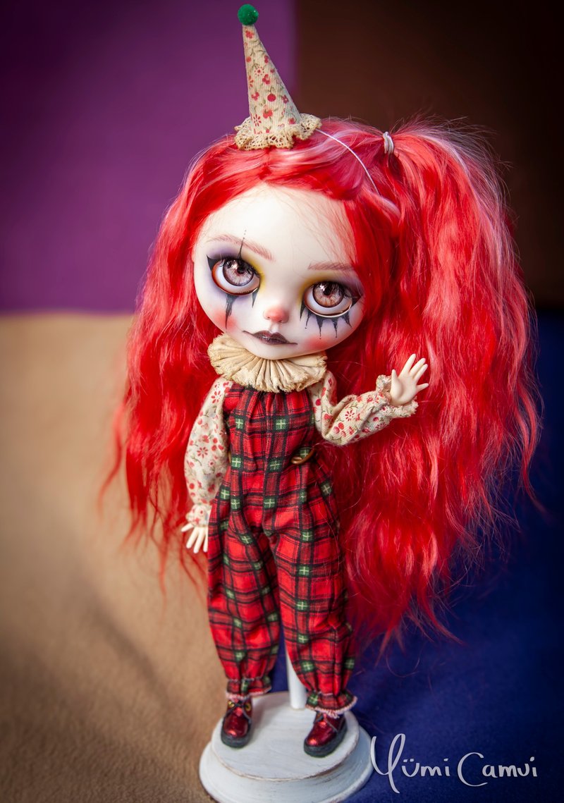 Custom OOAK Blythe doll clown girl by Yumi Camui - เฟอร์นิเจอร์อื่น ๆ - พลาสติก 