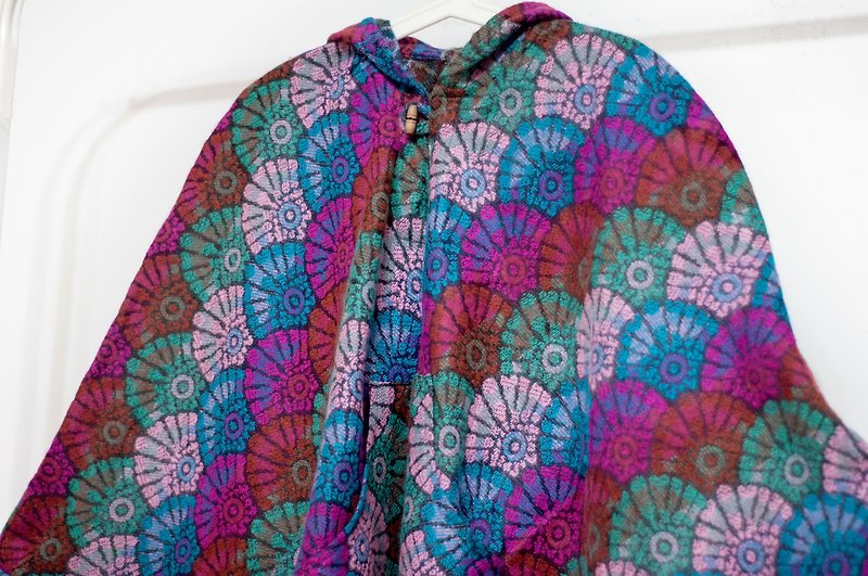 Indian ethnic style fringed cloak/Bohemian cloak shawl/wool hooded cloak-South American flowers - ผ้าพันคอถัก - ขนแกะ หลากหลายสี