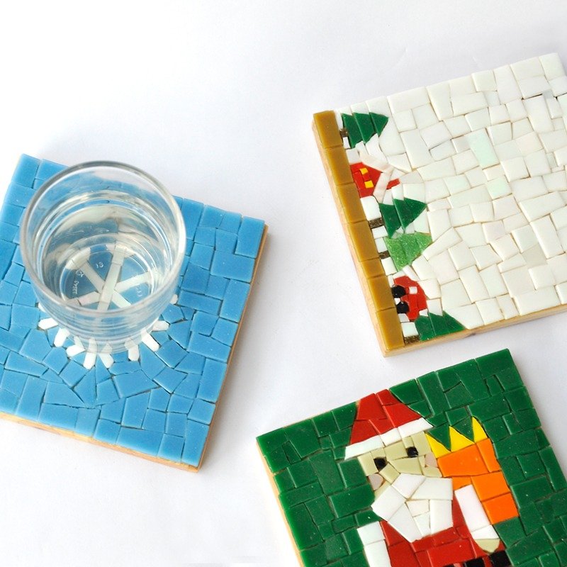 Santa Claus/ Handmade Mosaic Decorative Painting/ Wood coasters / christmas gift - ที่รองแก้ว - ไม้ 