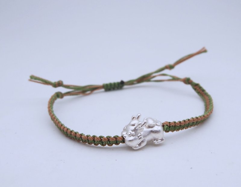 Green chrysanthemum bracelet - สร้อยข้อมือ - เงิน สีเงิน