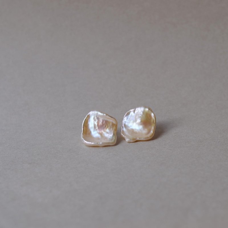 １点もの　14kgf　スクエアパールピアス C - 耳環/耳夾/耳骨夾 - 珍珠 白色