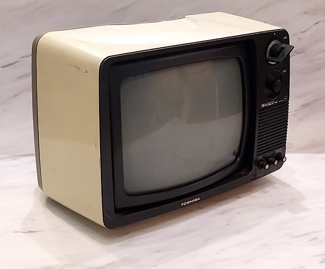 Pop era • space style • black and white plastic old Japanese TV - Shop  yesterdaynicethings Other Small Appliances - Pinkoi