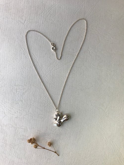 Squirrel who loves gold/cute miner/rich squirrel/sterling silver necklace -  Shop JULIE design Necklaces - Pinkoi