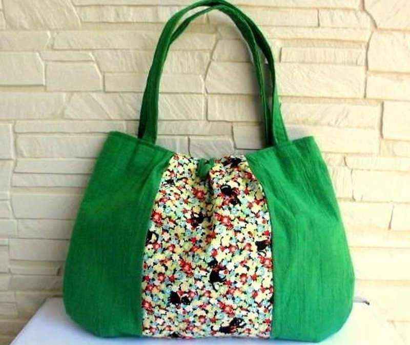 Half linen cat and soft flower shoulder bag * Green - กระเป๋าถือ - ผ้าฝ้าย/ผ้าลินิน สีเขียว