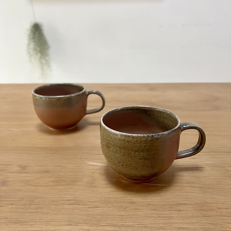 Red and brown firewood pottery handmade mug - Mugs - Pottery Brown