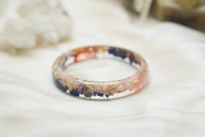 ラピスラズリ桜色【日常使いバングル60mm】-魔法のクリスタル浄化オルゴン - ブレスレット - レジン 多色