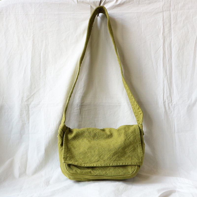 Newspaper Bag S [Young Grass] (VC-5S) - Messenger Bags & Sling Bags - Cotton & Hemp Green