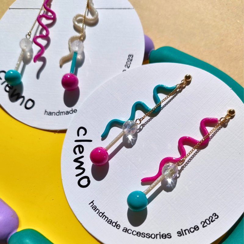 Kune kune Dumbbell – Fuchsia / Cobalt, Earrings / Clip-on Earrings - ต่างหู - วัสดุอื่นๆ หลากหลายสี