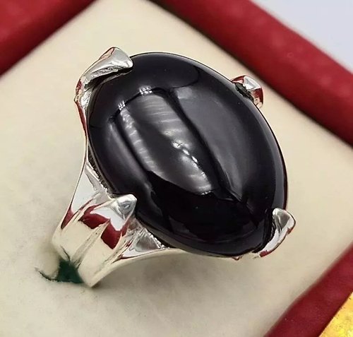 gemsjewelrings Black blood red yemeni aqeeq yaman agate yamani akik aqiq ring sterling silver