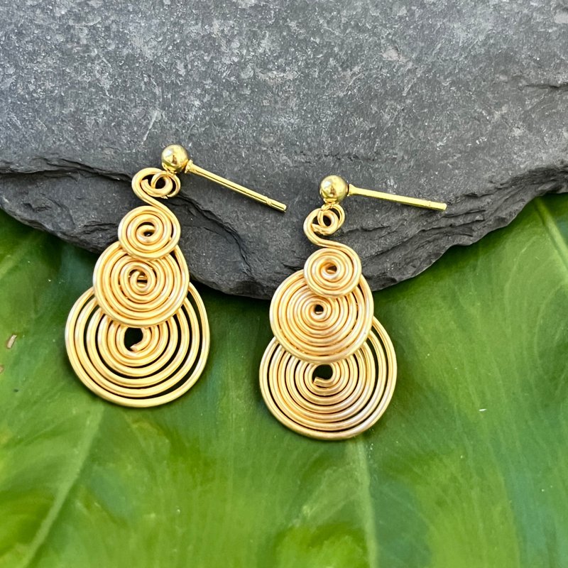 流線系列 / 金色轉轉 / 耳環 / 耳夾 / 耳針 / 耳勾 - 耳環/耳夾/耳骨夾 - 其他材質 