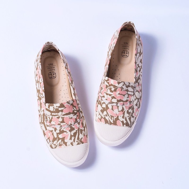 Slip-on casual shoes Flat Sneakers with Japanese fabrics Leather insole - Women's Casual Shoes - Cotton & Hemp Pink