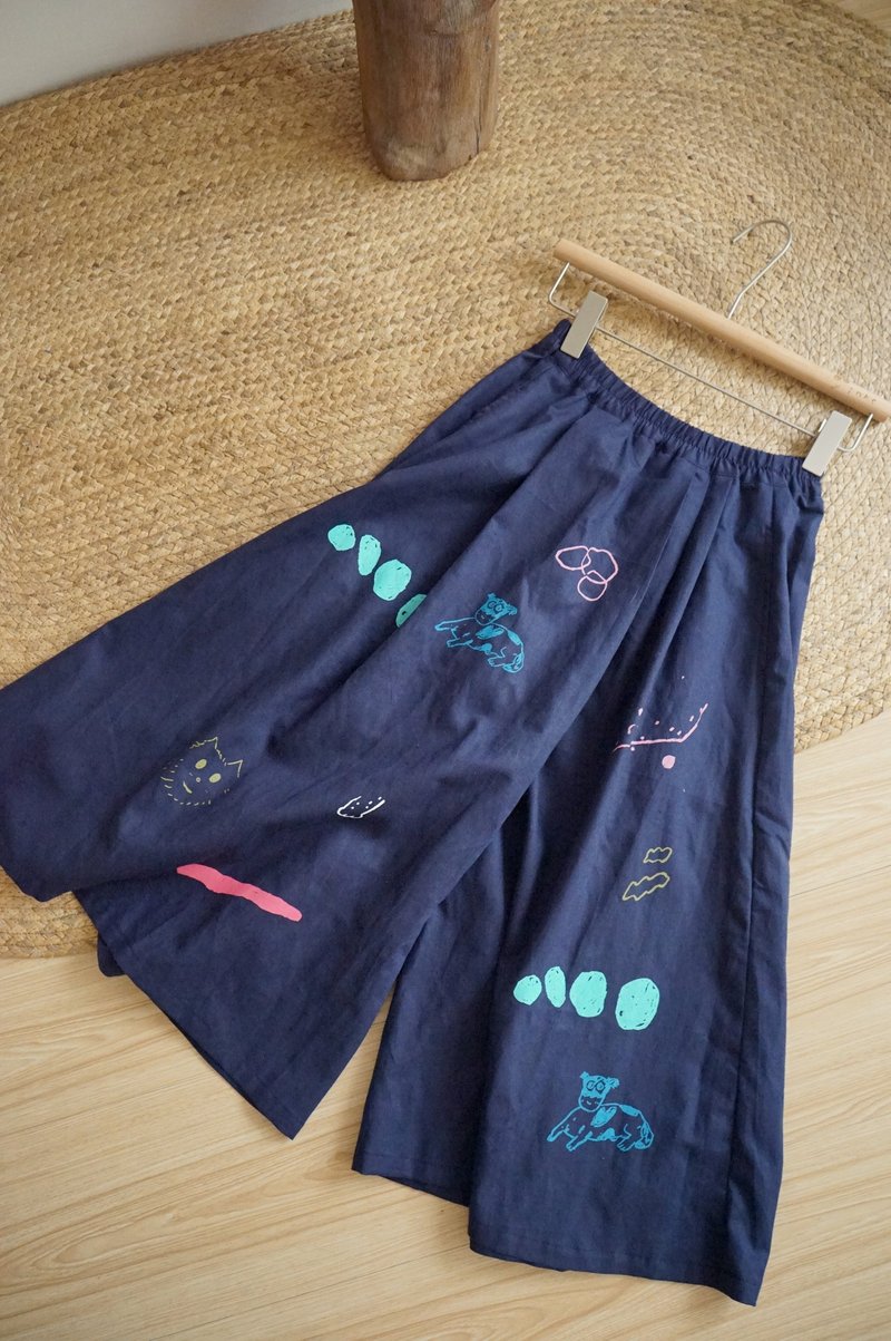 Out-of-print fabric design linen pocket pleated culottes - Circle Puppies, Star Bubbles - กางเกงขาสั้น - ผ้าฝ้าย/ผ้าลินิน สีน้ำเงิน