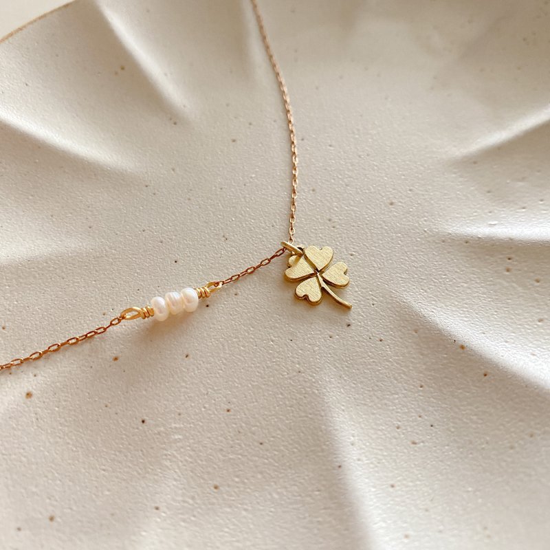 小幸運草 - 珍珠 黃銅項鍊 - 鎖骨鍊 - 銅/黃銅 金色