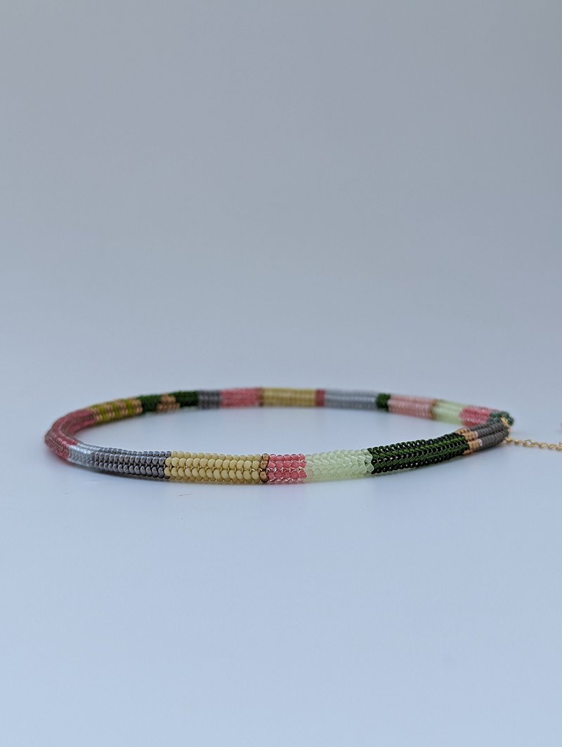 Pastel beaded women necklace choker - สร้อยคอ - แก้ว สึชมพู