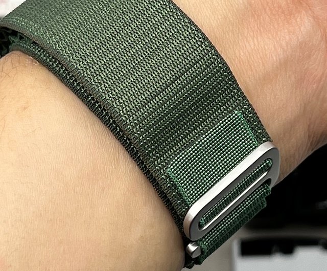 Shop Watch Alpine Ultra, Apple - Watchbands - Eternitizzz Band, Straps Army Watch 49mm Green Apple Loop Watch Pinkoi