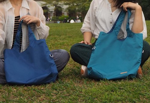 Eco-friendly rPET water-resistant Dual-Color Reversible tote bag(Forest) -  Shop seisei Messenger Bags & Sling Bags - Pinkoi