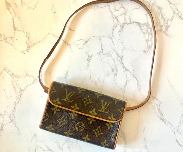 Second hand Louis Vuitton LV presbyopia mini belt armpit small bag