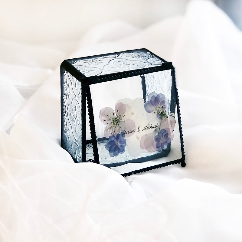 Pressed flower with Handwriting Accessory Jewelry Glass Box - Items for Display - Other Materials 