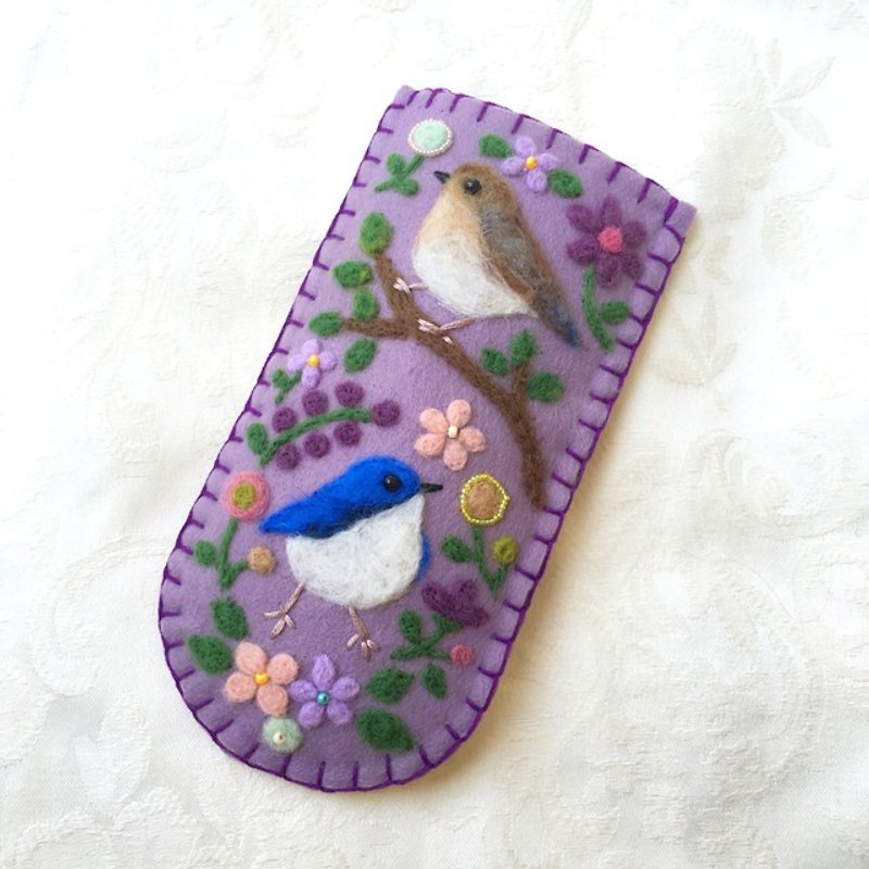glasses case of wildbirds - Toiletry Bags & Pouches - Wool Purple