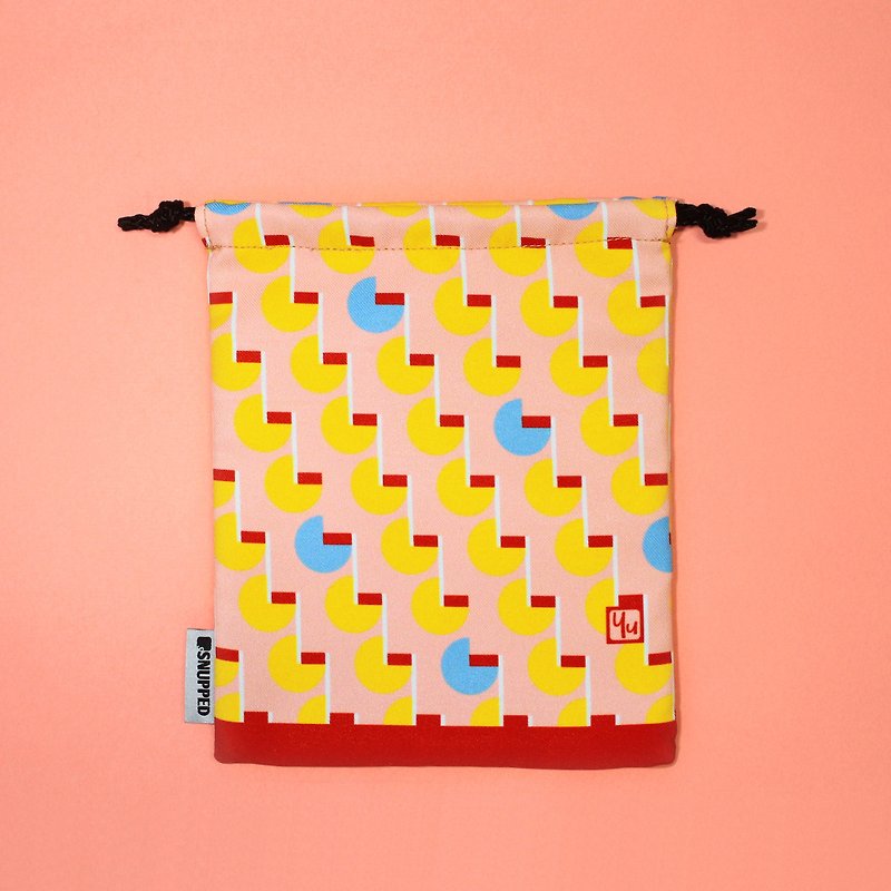 Parallel Pink Lined Digital Printed Drawstring Pouch Bag / Goodie Bag - กระเป๋าเครื่องสำอาง - เส้นใยสังเคราะห์ สึชมพู