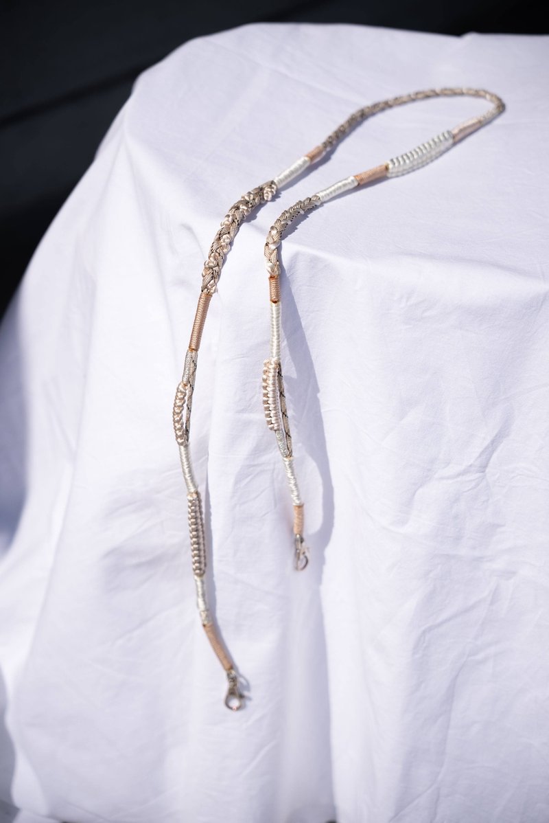 MULTI STRAP 120 -light beige-　ストラップ - 手機掛繩/背帶 - 其他人造纖維 