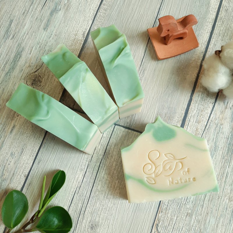 Super Nourishing Choice | Horse Oil Silk Nourishing Soap - สบู่ - วัสดุอื่นๆ 