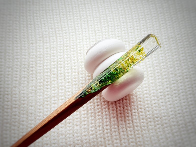 Wooden hair stick with yellow flowers, Floral hair pin - 髮圈/髮夾 - 木頭 黃色