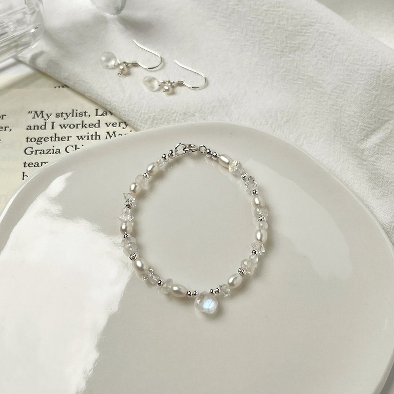 Moonstone Herkimon Shining Diamond Natural Pearl/Natural Crystal Bracelet Natural Stone Bracelet - Bracelets - Crystal White