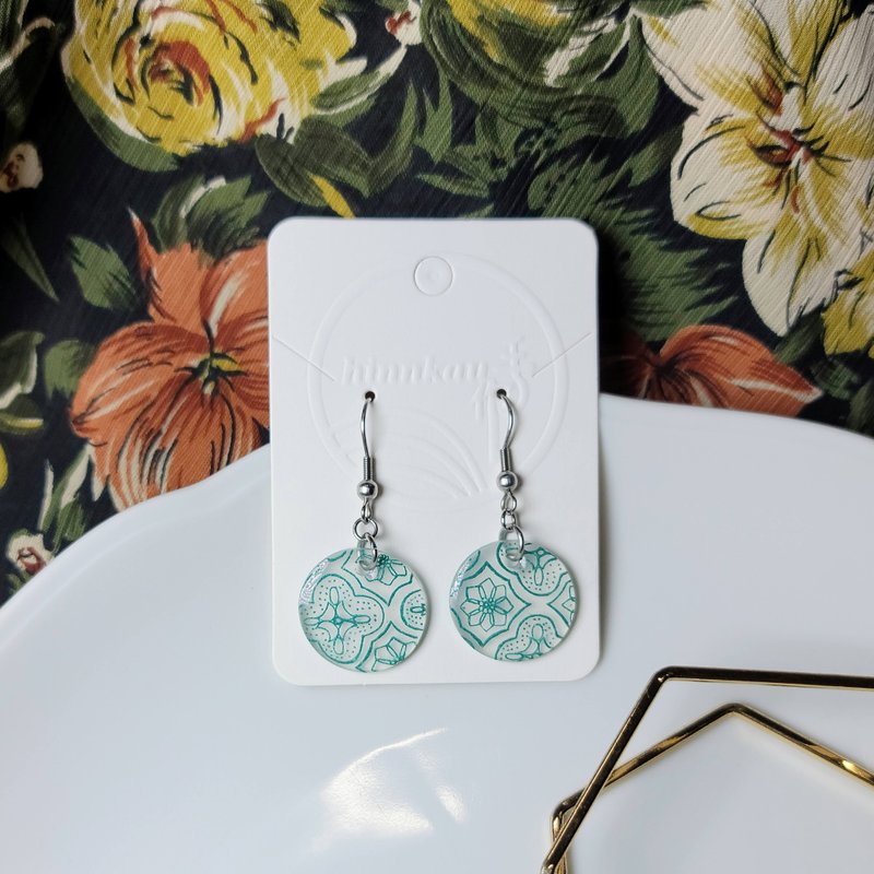 Old Taiwan Tiles Window Grills Pattern Handmade Hand Painted Earrings - ต่างหู - สแตนเลส สีเขียว