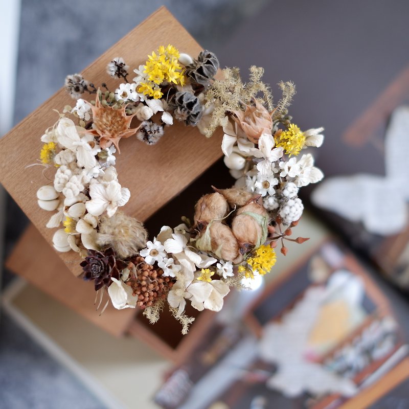 Unfinished | Autumn of the small garden dry flower wreaths props wall decoration gift gifts wedding layout office small objects hydrangea home spot - ตกแต่งต้นไม้ - พืช/ดอกไม้ 