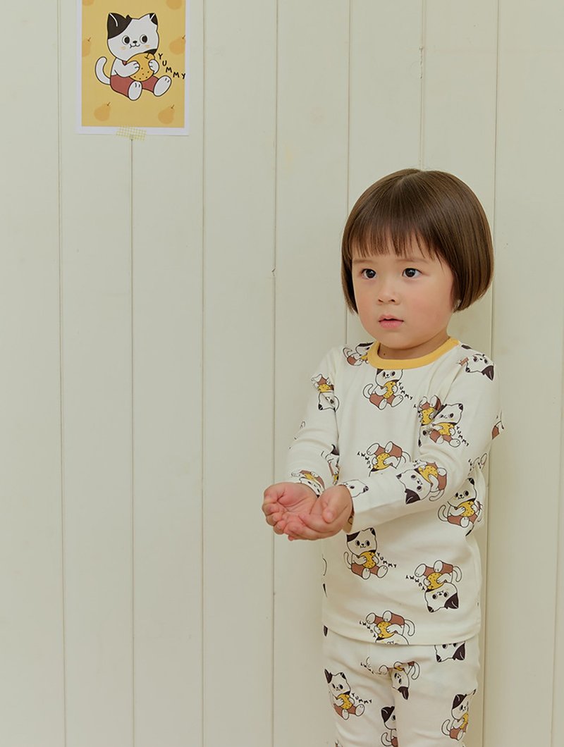 【新作】食いしん坊なオレンジイエローの猫「ふんわり長袖韓国子供服」-K65609 - トップス・Tシャツ - コットン・麻 オレンジ