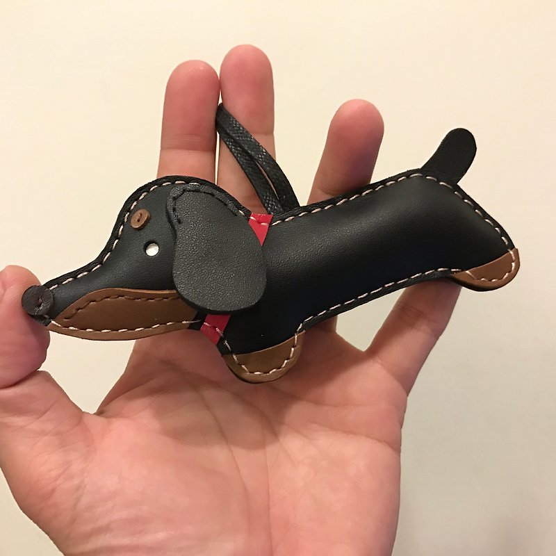 Healing little black cute dachshund dog hand-stitched leather charm large size - พวงกุญแจ - หนังแท้ สีเทา
