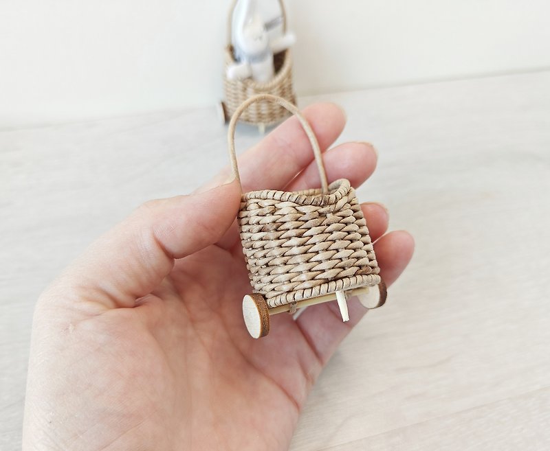 1:12 dollhouse miniature wicker trolley basket - ตุ๊กตา - กระดาษ 