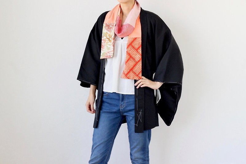 black Haori, EXCELLENT VINTAGE, Japanese kimono, versatile /4072 - Women's Casual & Functional Jackets - Silk Black