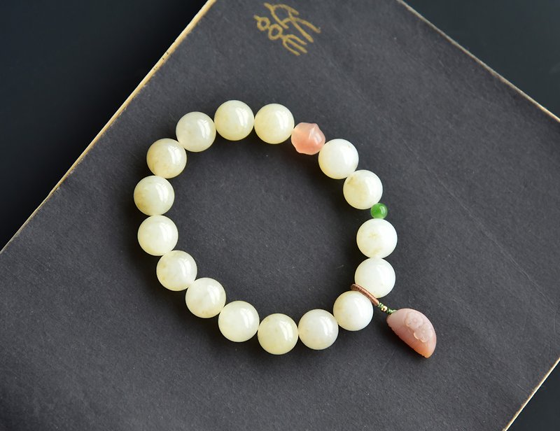 [customized] [one comb Baishun] natural Hetian jade light sugar color water grass flower elegant implication bracelet - Bracelets - Jade Yellow
