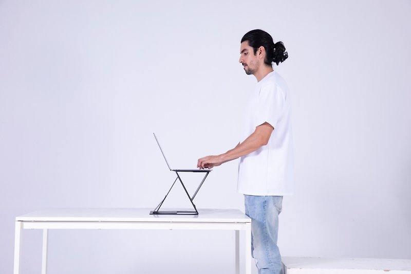 MOFT Z Sit-stand Laptop Desk - Computer Accessories - Faux Leather 