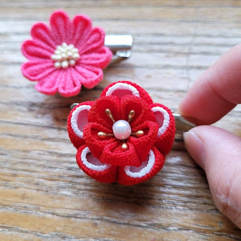 つまみ細工花飾-新手入門-基礎-一次學兩種花型-兩件作品 - 金工/飾品 - 其他人造纖維 