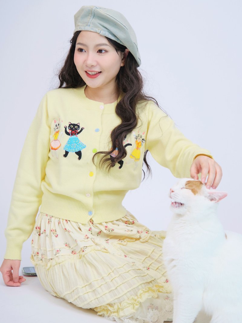 Meow Cat Chong Store Holiday Cat Candy Color Short Knit Cardigan - สเวตเตอร์ผู้หญิง - ไฟเบอร์อื่นๆ สีเหลือง