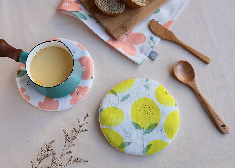 【Sunflower-Insulation Pad】Insulation Gloves / Thickened Anti-scalding / Kitchen Accessories - Coasters - Polyester Yellow