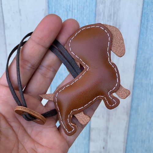 Healing small things brown cute dachshund dog hand-stitched leather  keychain small size