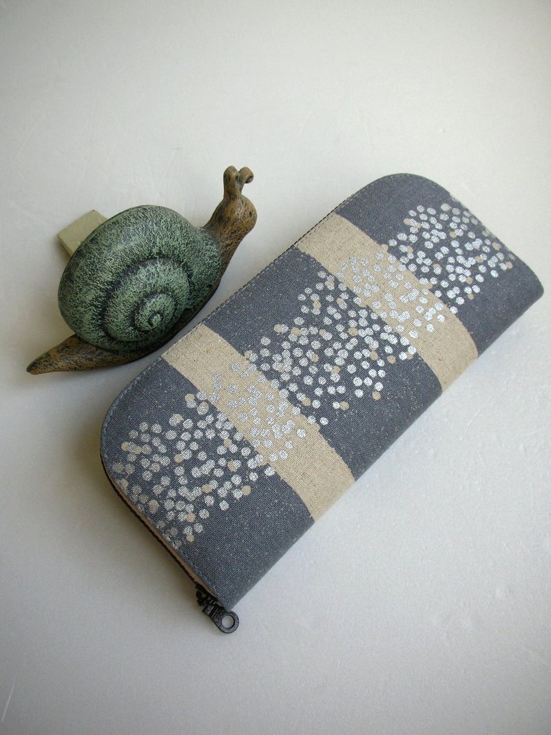 Etsuko Gujia [Galaxy] Linen Linen - Long Clip/Wallet/Change Purse/Gift - กระเป๋าสตางค์ - ผ้าฝ้าย/ผ้าลินิน สีเทา